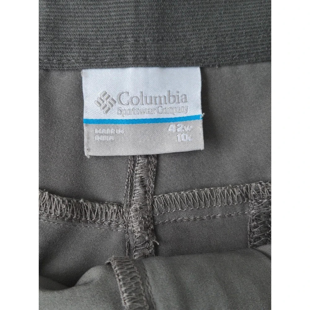 Columbia Sportswear Mens Cargo Shorts Gray 42W Outdoor Hiking Fishing Utility